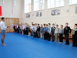 Спортивно-познавательная игра &quot;Снежная карусель&quot;
